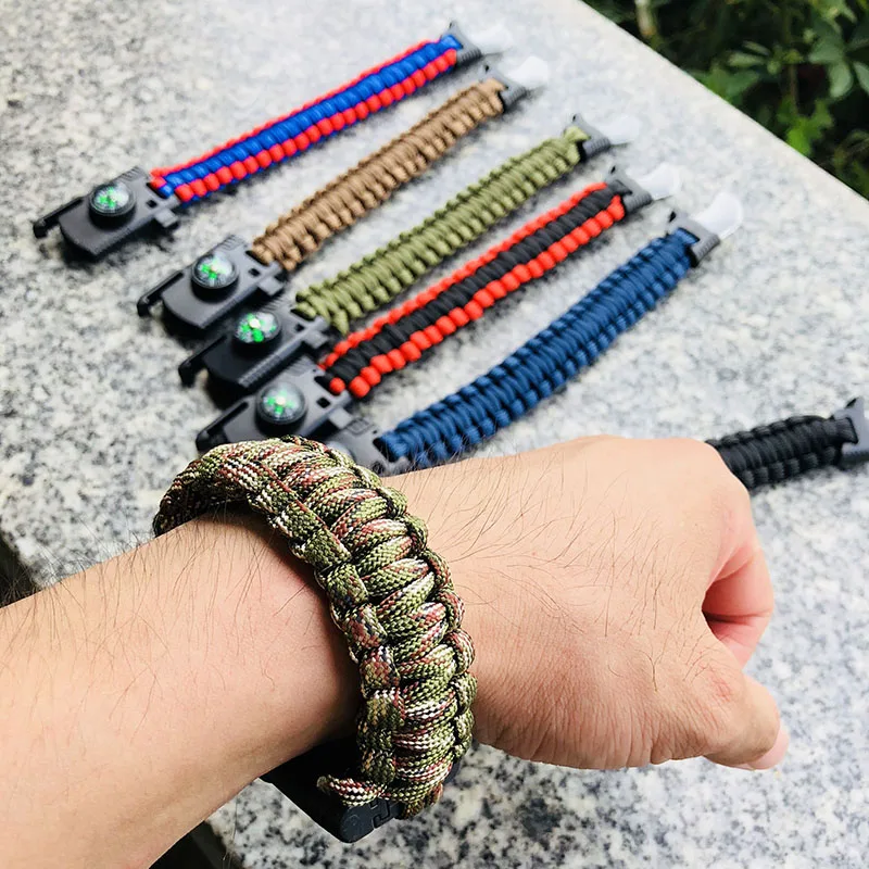في الهواء الطلق بقاء سوار للرجال النساء مزين Paracord التخييم المشي الإنقاذ الطوارئ حبل أساور البوصلة صافرة سكين