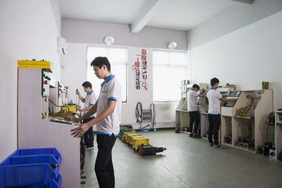 HTB1DOkuj_lYBeNjSszcq6zwhFXav