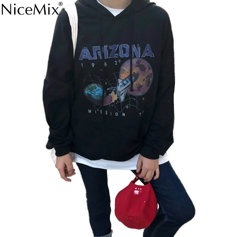 NiceMix 2019 Autumn and Winter Warm Nostalgia Old Planet Printed Spaceship Arizona Space Print Black Hooded Sweatshirt Hoodie