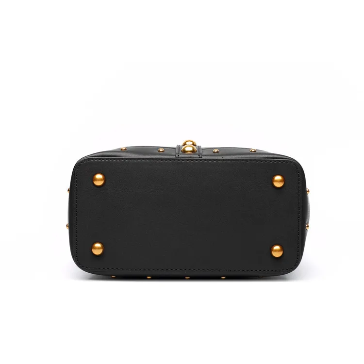 Hot sale retro fashion famous designer women leather handbags new bucket type magnetic buckle Genuine Leather women bag