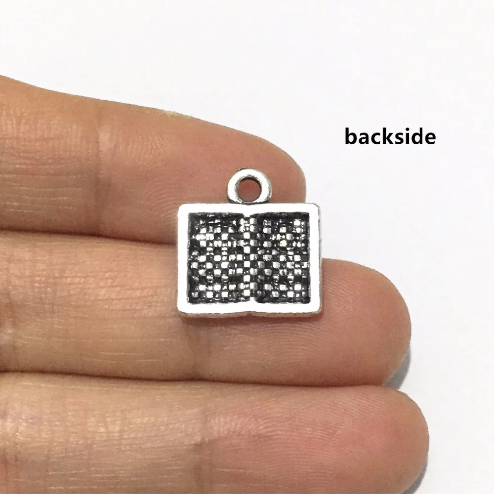 i love to read charm (1)