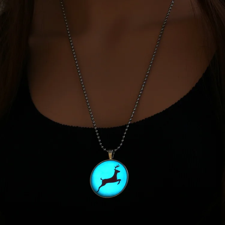 2017 Высокое качество Олень Световой Ожерелье бесплатная Доставка Светящиеся В
