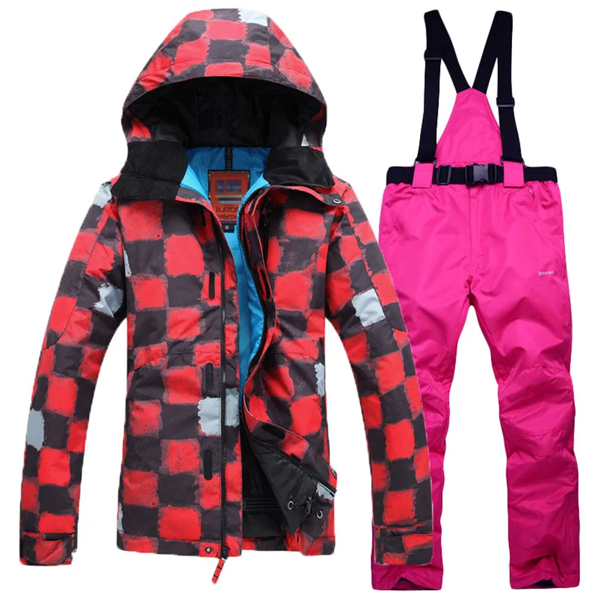 Женские лыжный комплект красная клетчатая куртка и комбинезон Водонепроницаемый ветрозащитный дышащий сноуборд Лыжный Спорт Наборы для ухода за кожей Зимняя одежда для малышек костюм