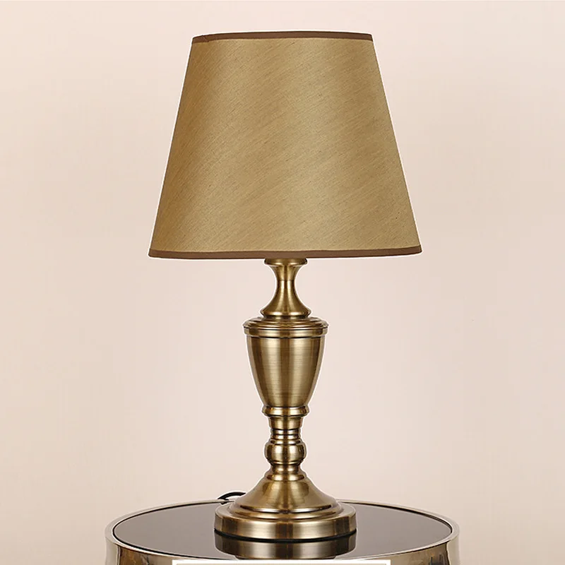 القماش لمبة مكتب مصباح أرضي السرير غرفة نوم الأمريكية لمبة عصرية الراقية فندق غرفة ضوء غرفة المعيشة طاولة للدراسة ضوء فانوس