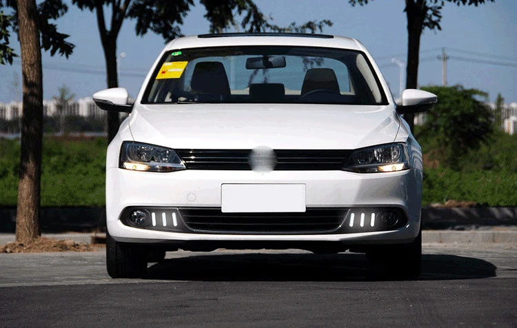 Osmrk led drl дневного света для Volkswagen Sagitar 2012- с динамическим движущимся желтым поворотом сигнала и синим ночным светом