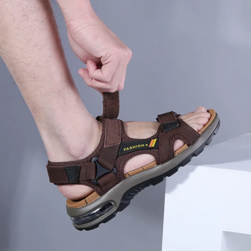 

Summer Sandals Men Genuine Leather Gladiator Sandals Slipper Outdoor Sneaker Beach Rubber Flip Flops Men Water Trekking Sandals