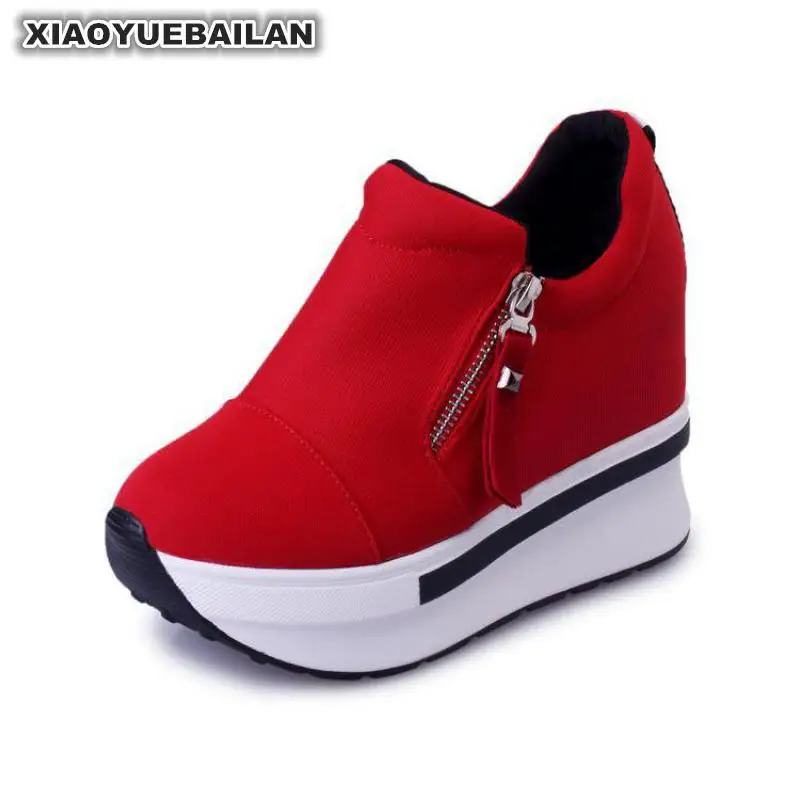 

New style single shoe women's shoes in autumn and winter, with thick bottom, add more than pairs of casual