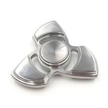 Нержавеющая сталь trilobed мачете ручной Непоседа палец Spinner Прядильный механизм Новинка Gryo Игрушечные лошадки