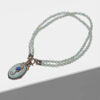 

Amorita boutique Seahorse design pendant vintage necklace