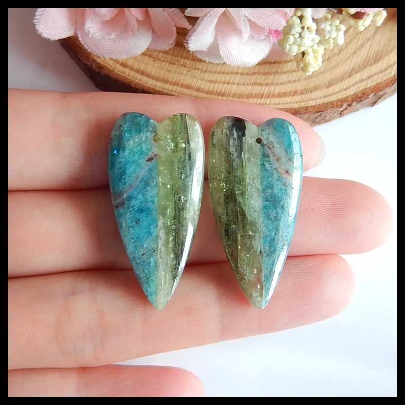 

Natural Semi-precious stones, Jewelry accessories Green Kyanite with blue apati Intarsia Heart women earrings,32x16x5mm,10.4g