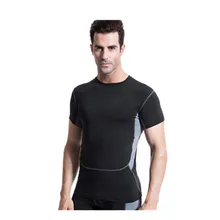 Для мужчин одной из самых последних спортивные майки Фитнес сжатия короткий рукав быстрое высыхание воздухопроницаемая комфортная обувь баскетбольные майки