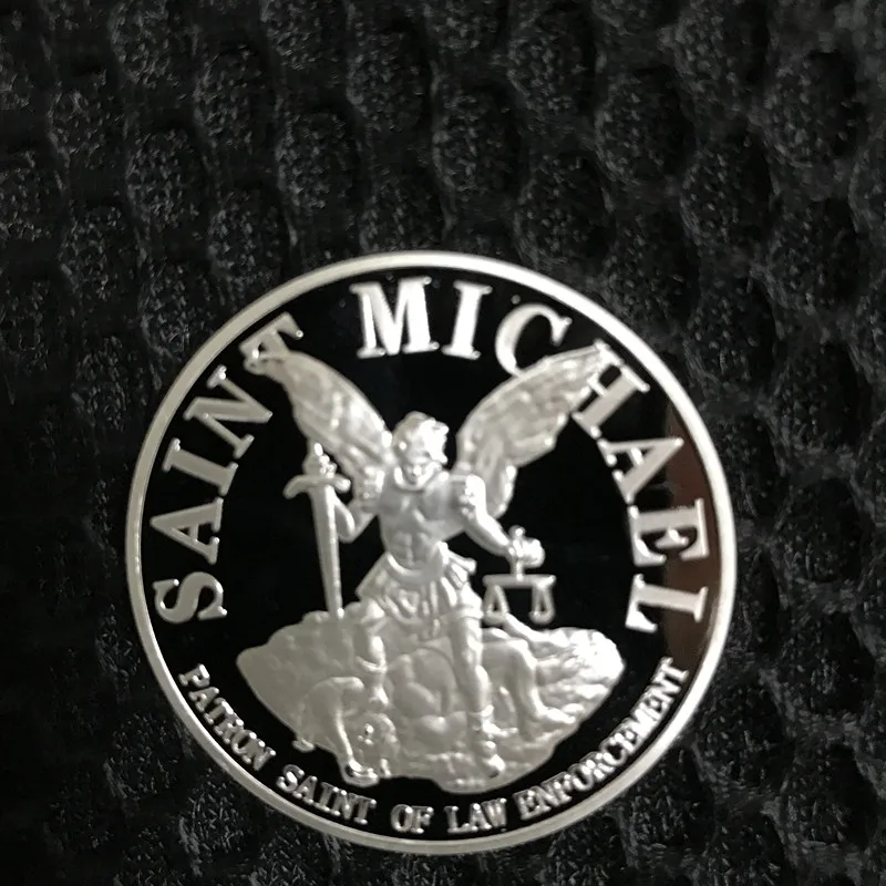 

50 Pcs Non Magnetic The Sain Michael coin Patron Saint of Law 1 OZ silver plated badge 40 mm souvenir collectible coin
