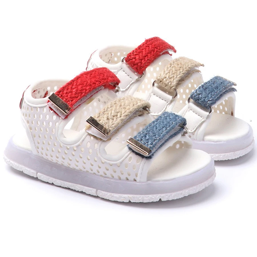 

2019 Summer Children's Led Light Sandals Boys Girls Sports Casual Lightweights Children's Baby Flats Children's Beach Sandals