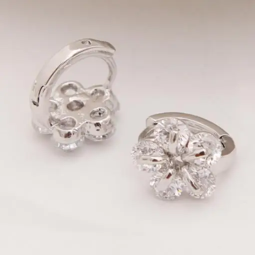 

MINHIN Briliant Silver Zircon Hoop Earring For Girl Bridal Beautiful Flower Design Earring New Coming Jewelry