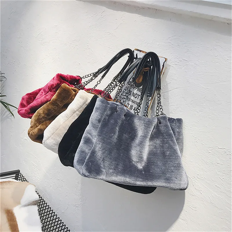 

Fashion Plush Large Capacity Totes Designer Chains Women Shoulder Bags Luxury Faux Fur Messenger Bag Lady Big Purses Winter 2019