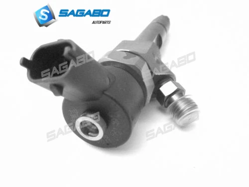 

Diesel Injector for RENAULT LAGUNA I-II / MASTER II / MEGANE CLASSIC / TRAFIC II 0445110146