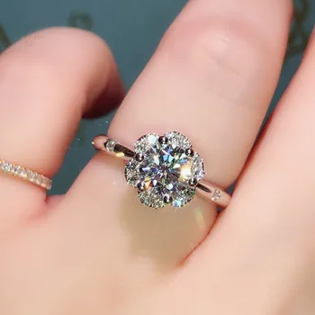 

100% 18K 750Au Gold Moissanite Diamond Ring D color VVS With national certificate MO-H10037