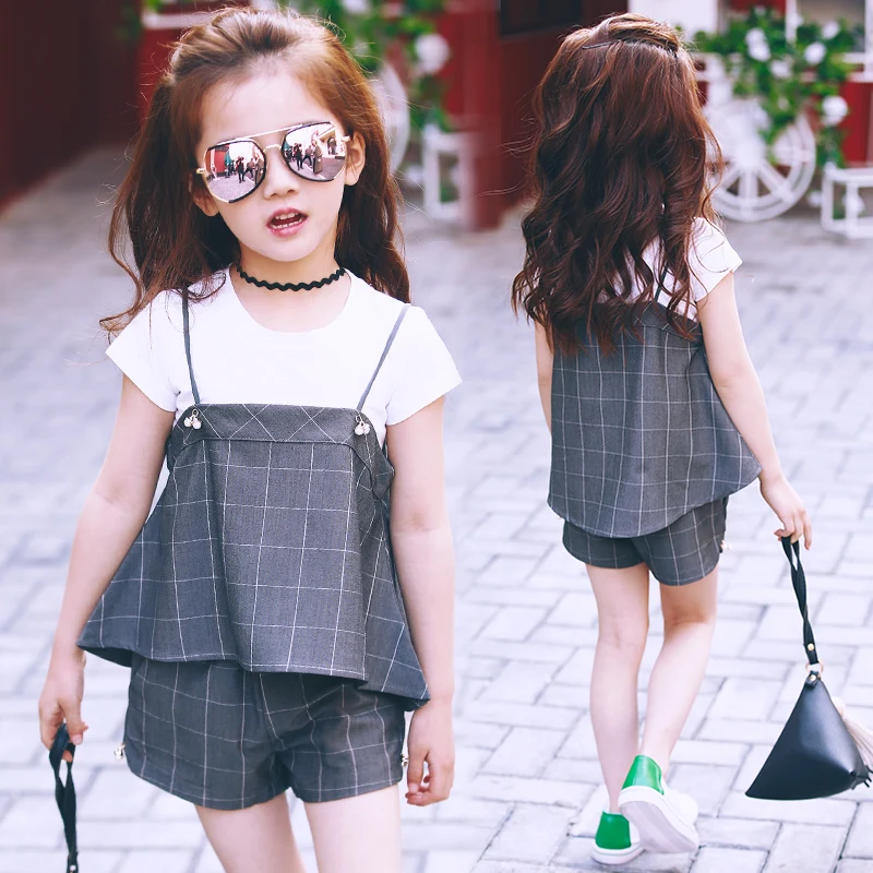 

size 110~160 3 pieces teenage clothing set vest+t-shirt +pants plaid
