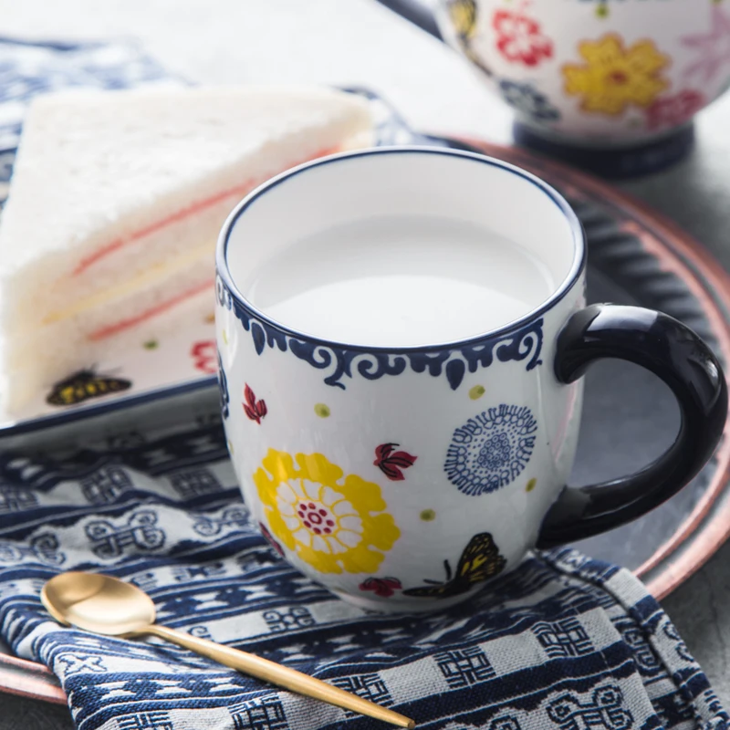 

Hand-painted Butterfly Flowers Underglaze Color Large Capacity Cereal Cup Breakfast Cup Milk Cup European Retro Ceramic Mug