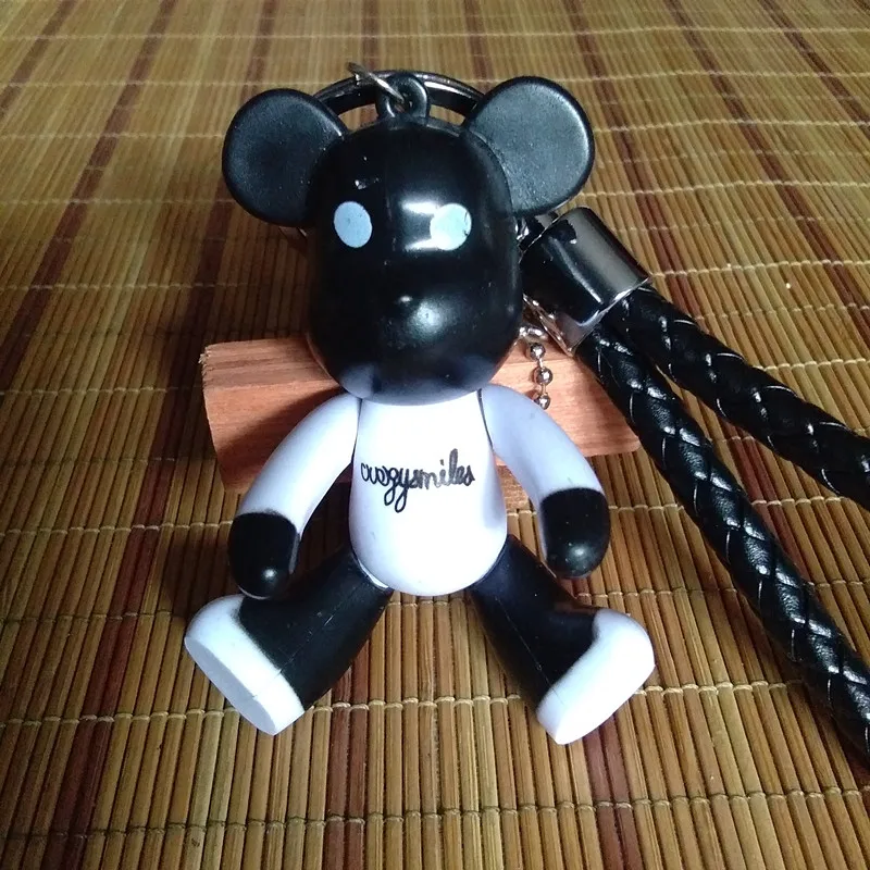 

New Style Hand-woven Leather Lovely Bear Key Chain Teddy Bear Girl Bag Chain Black White Bear Pendant Nice Gifts
