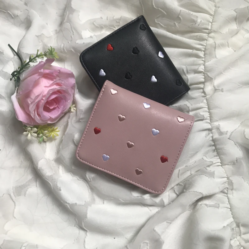 

New Arrival Short Wallet Women Hasp Brand Design Heart Pattern Large Capacity Cow Leather Cute Credit Card Holder Coin Purse