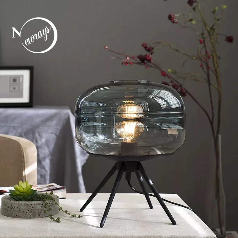 Personality tripod design glass table lamps for living room bedroom bedside restaurant hotel room decorative round desk lamps