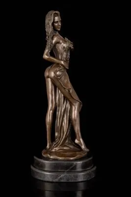 nude wax statue