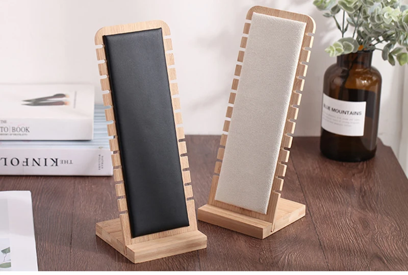 9631629811_684649726