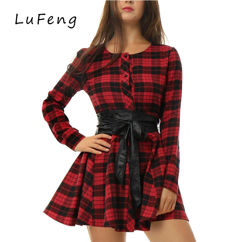 vestido xadrez com cinto