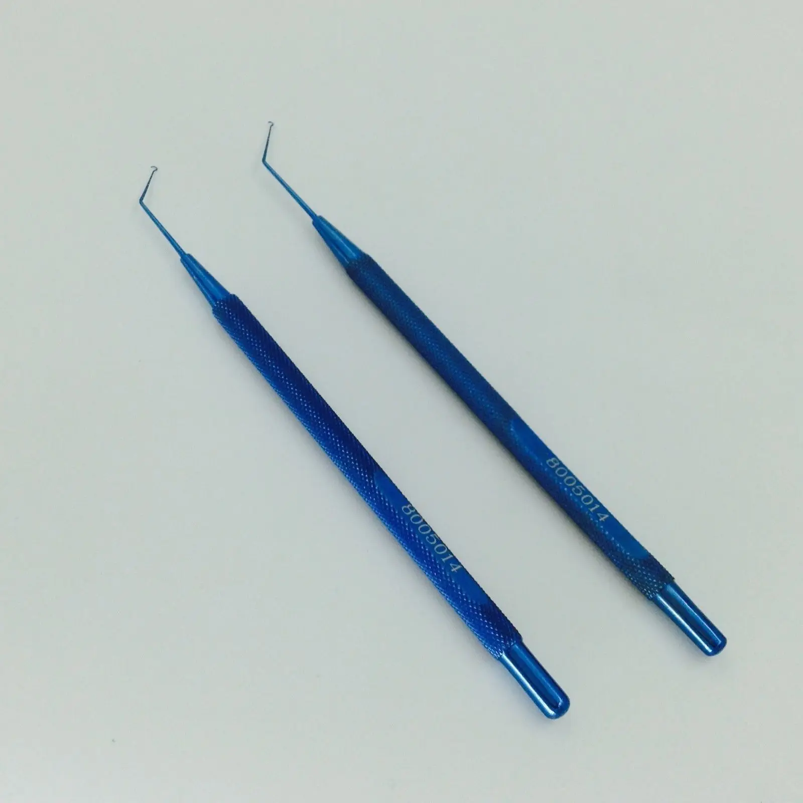 

2PCS NEW titanium Jaffe-Knolle Iris Hook ophthalmic instrument