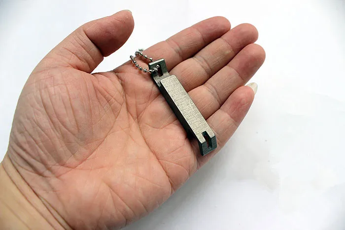 

Christmas Gifts Titanium Alloy Double-sided Bottle Opener Hanging Key Ring Keychain EDC Multi Tools Factory Price Drop Shipping