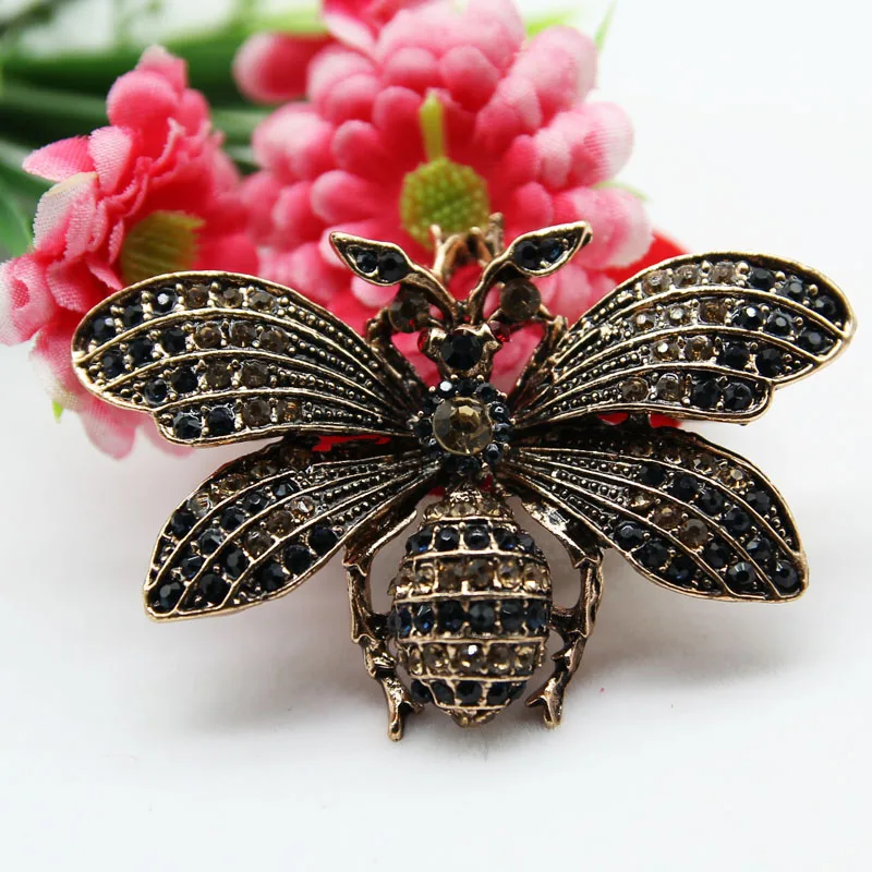 vintage Cute Bee Fly Insect Brooches Women Kids Girls Clothes Accessories Gold-color Animal Brooch Jewelry Party Gifts broche