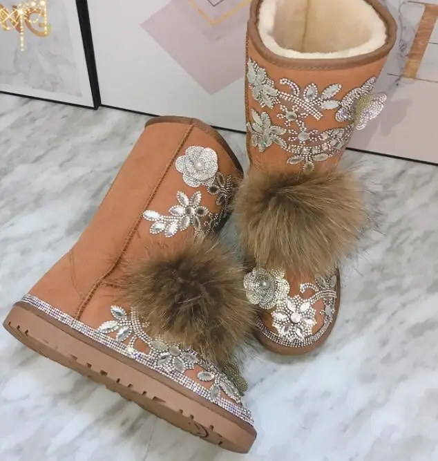 Новые зимние ботинки из высококачественной кожи с толстым хлопком сверхпрочные Нескользящие ботинки со стразами и объемными цветами Настоящая Шерсть