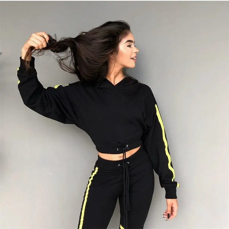 2018-Autumn-Winter-Fashion-Women-Sexy-Sweatshirts-Set-Crop-Hooded-Sweatshirt-Long-Sleeve-Crop-Top-And (3)
