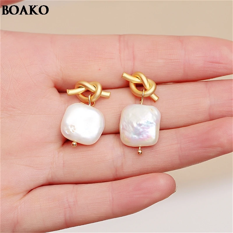 

Silver Knotted Style Pearl Earrings Women's Stud Earrings Simple Geometric Square Korean Ear Jewelry Party Girl Gift A40