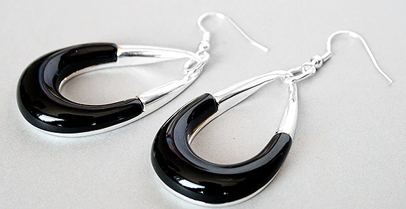 

VINTAGE BLACK AGATE HUGE 925 SILVER HOOK EARRING 2 1/2