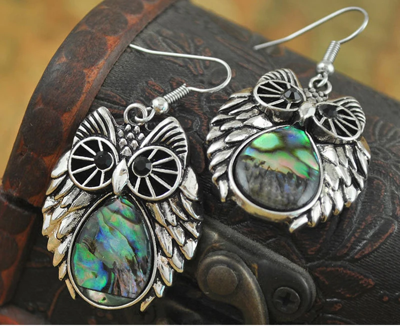 Vintage-Owl-Pendant-Earrings_03