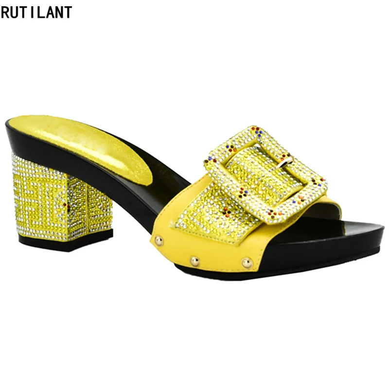 New Arrival Yellow Color Sexy Ladies Shoes Party Wedding Shoes Decorated with Rhinestone Elegant