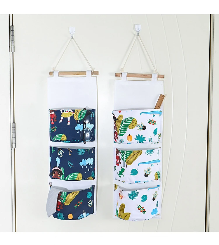 Two Colour Cotton Linen Hanging Storage Bag 3 Pockets Wall Mounted Wardrobe Hang Bag Wall Pouch Cosmetic Toys Organizer (9)