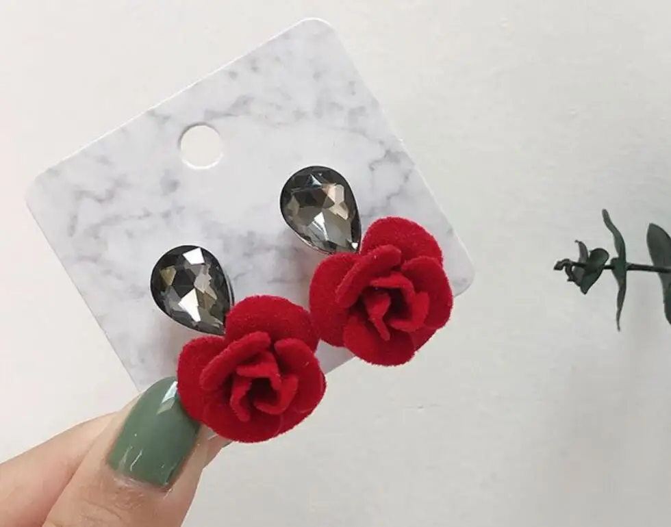 Серьги с дизайном «Роза» s Классические капли воды Кристалл цветок висячие серьги красные серьги с дизайном «Роза» для женщин ювелирные изделия подарок на день рождения - Окраска металла: red