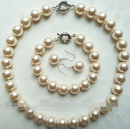 

07514 White South Sea Shell Pearl Necklace bracelet Earrings Set
