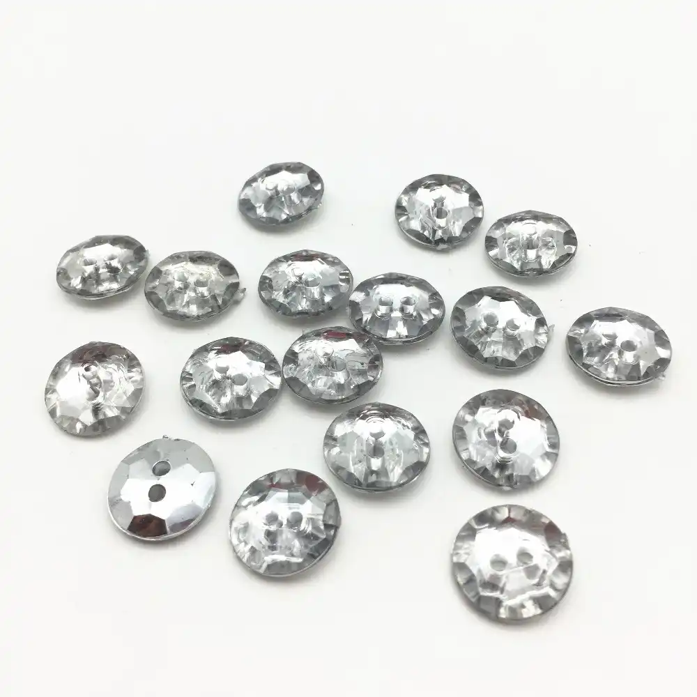 блестящие пуговицы. блестящие пуговицы. блестящие пуговицы. блестящие пуговицы никель. квадратные блестящие пуговицы.