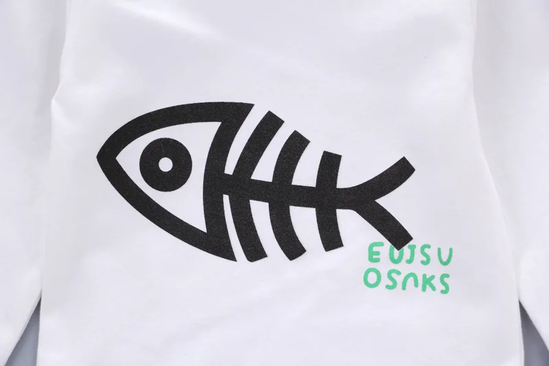 3833522272_1989229164