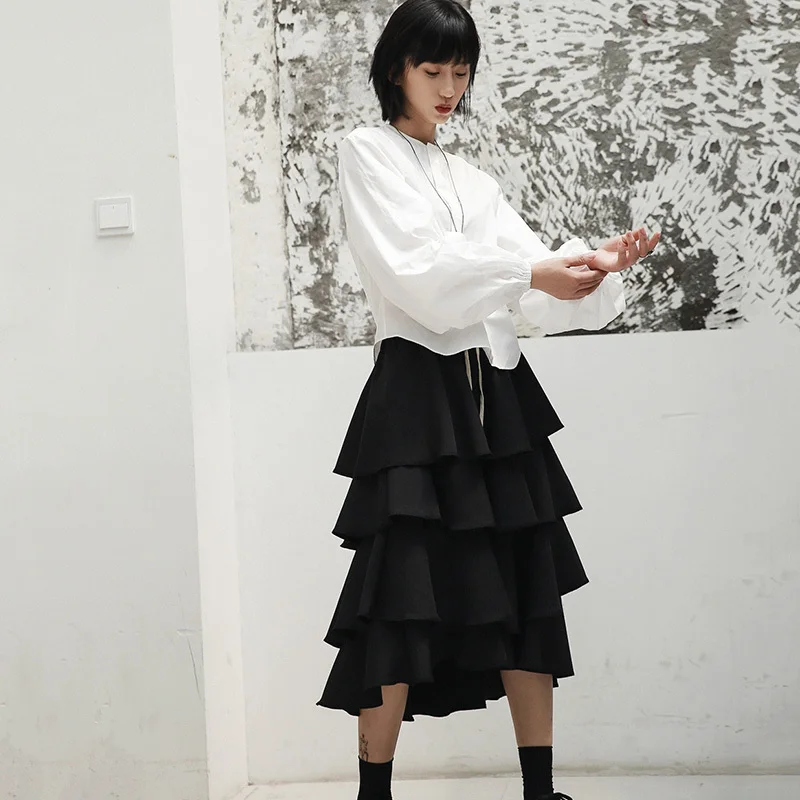  [EAM] 2020 New Spring Summer Stand Collar Long Lantern Sleeve Temperament White Loose Shirt Women B