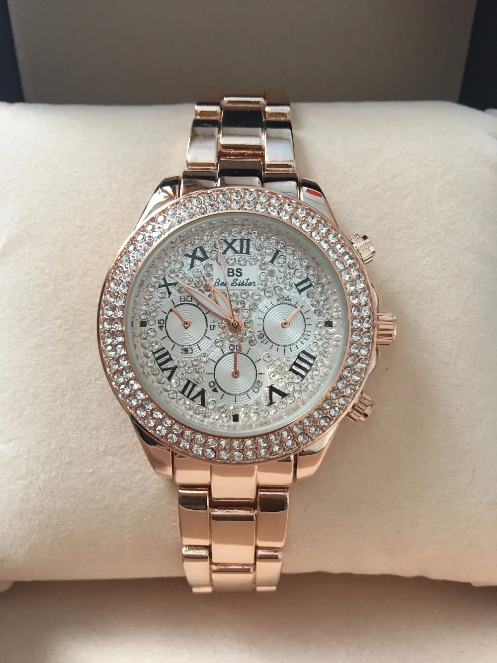 2017 New High Quality Luxury Crystal Diamond Watches Women Gold Watch Steel Strip Rose Gold Sparkling Dress Wristwatch Drop Ship