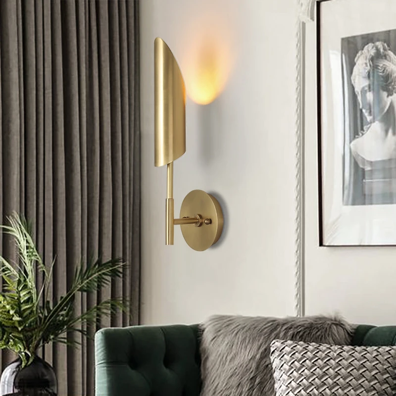 

Modren iron brass wall light lamp LED bedroom bedside reading lighting LED sconce simple double gold light on the wall