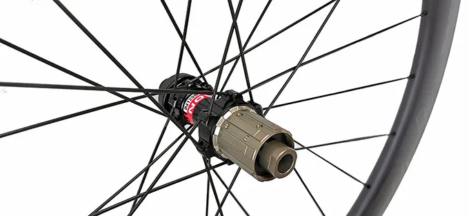 Flash Deal Super light width 28mm carbon road bike disc wheel clincher tubeless straight pull cyclocross wheelset thru 12*100  12*142 4