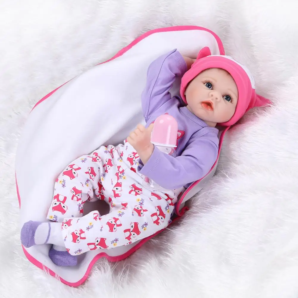 

Lovely Waterproof Hat Wear 3D Artificial Baby Girl Doll Lifelike Toddler Toy
