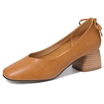 

2018 new fashion square head shallow with a single shoes simple solid color high heels female.