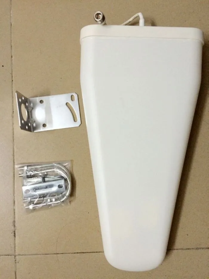 

11dBi Gain 800-2500Mhz Outdoor LPDA Antenna 2G 3G 4G DCS GSM CDMA WIFI Cell Phone Signal Booster Repeater Amplifier Waterproof